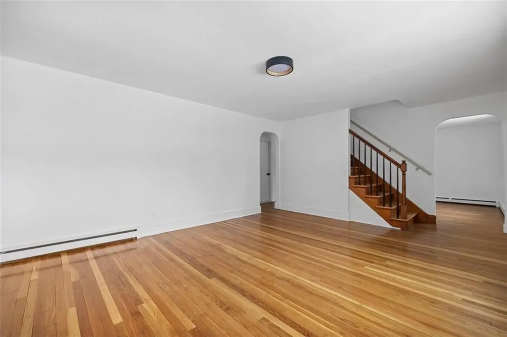 5 Woodland Avenue Coventry RI 02816