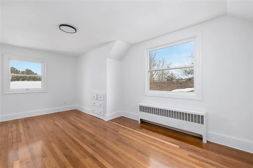 5 Woodland Avenue Coventry RI 02816