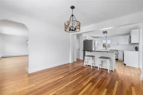 5 Woodland Avenue Coventry RI 02816