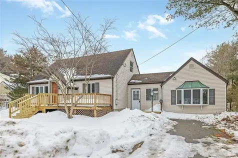 5 Woodland Avenue Coventry RI 02816