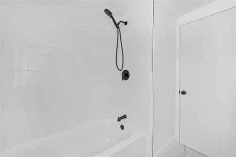 5 Woodland Avenue Coventry RI 02816