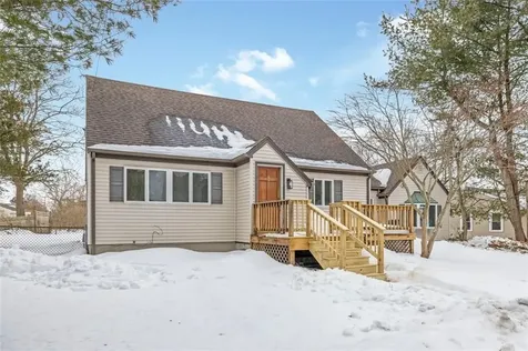 5 Woodland Avenue Coventry RI 02816