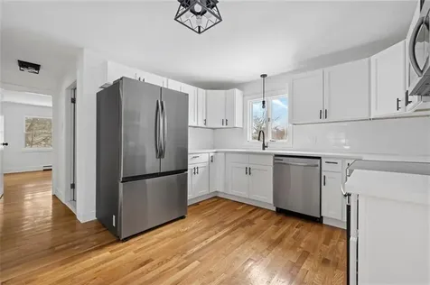 5 Woodland Avenue Coventry RI 02816