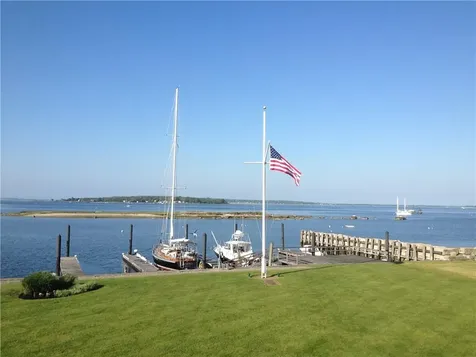 9 Hope Street Bristol RI 02809