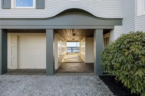 9 Hope Street Bristol RI 02809