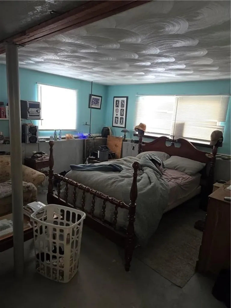 32 Longfellow Drive Coventry RI 02816