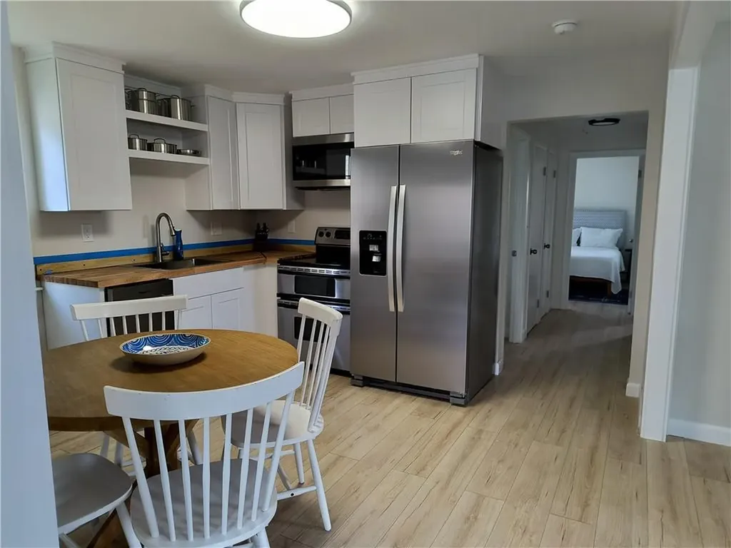 10 Reardon Drive Middletown RI 02842