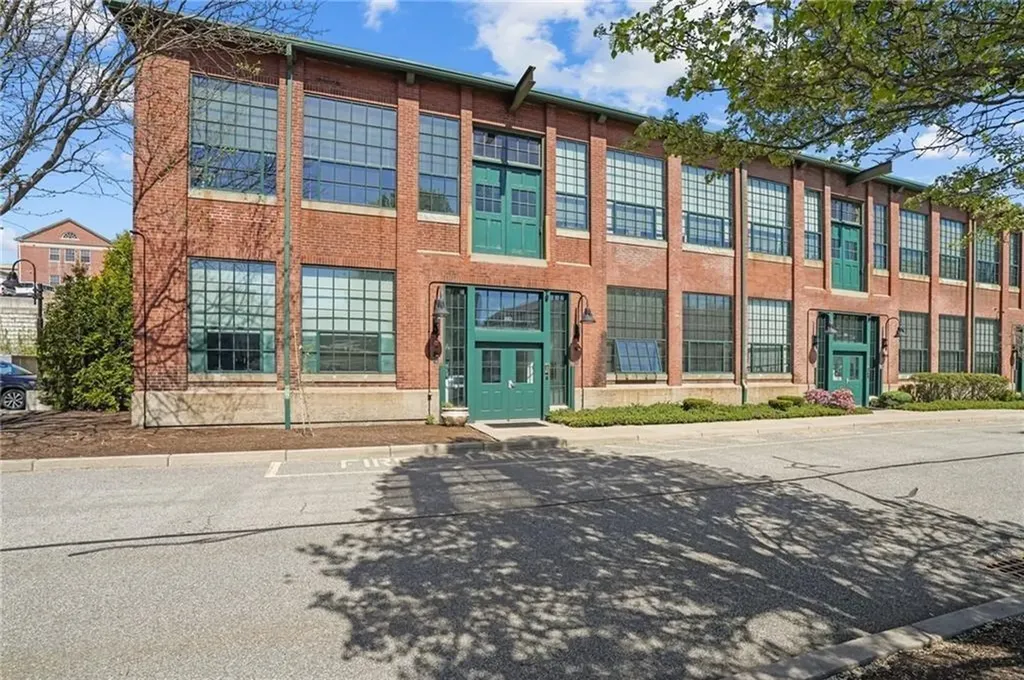 180 Allen Street Woonsocket RI 02895