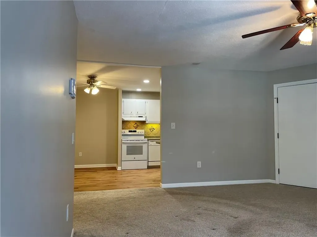 15 Apple Valley Parkway Smithfield RI 02828