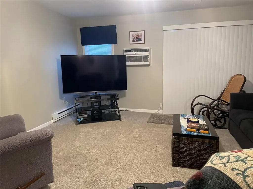 15 Apple Valley Parkway Smithfield RI 02828