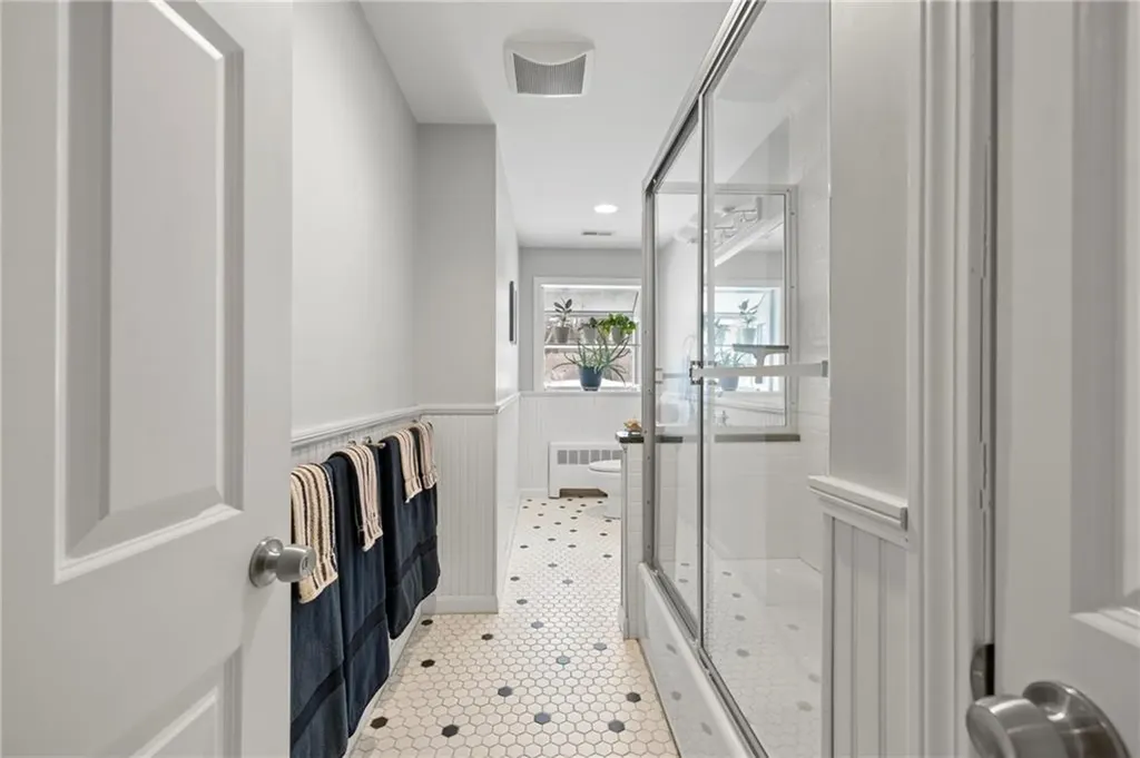 214 Meshanticut Valley Parkway Cranston RI 02920