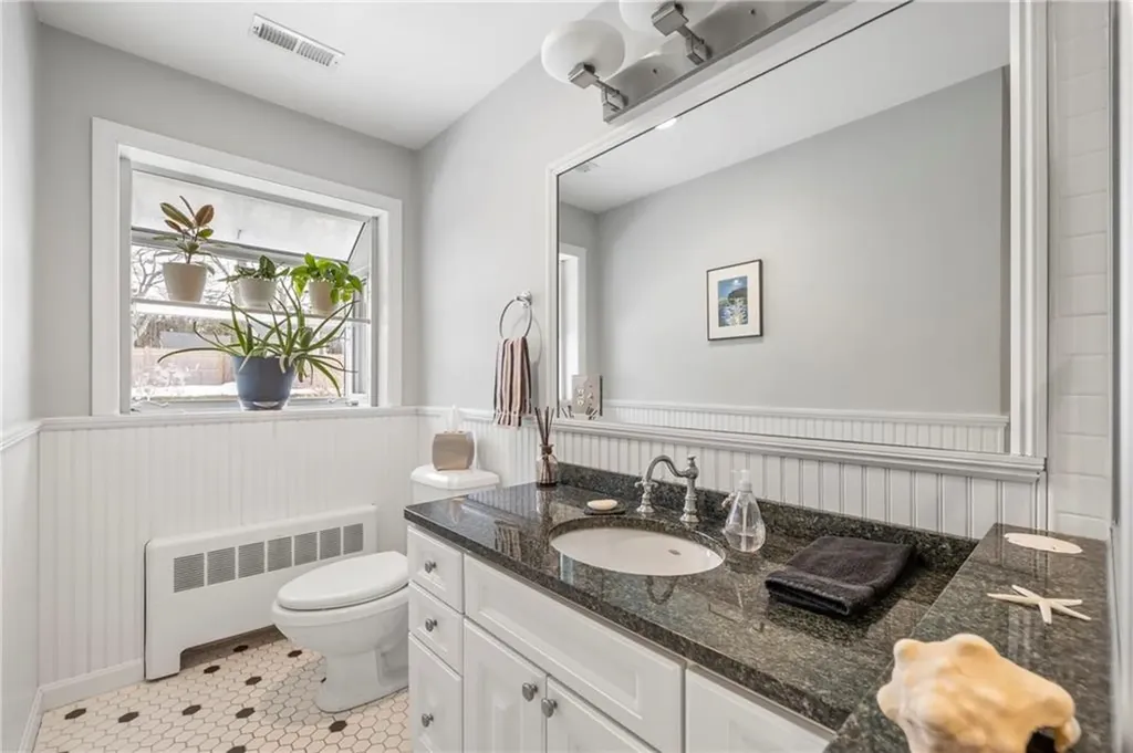 214 Meshanticut Valley Parkway Cranston RI 02920