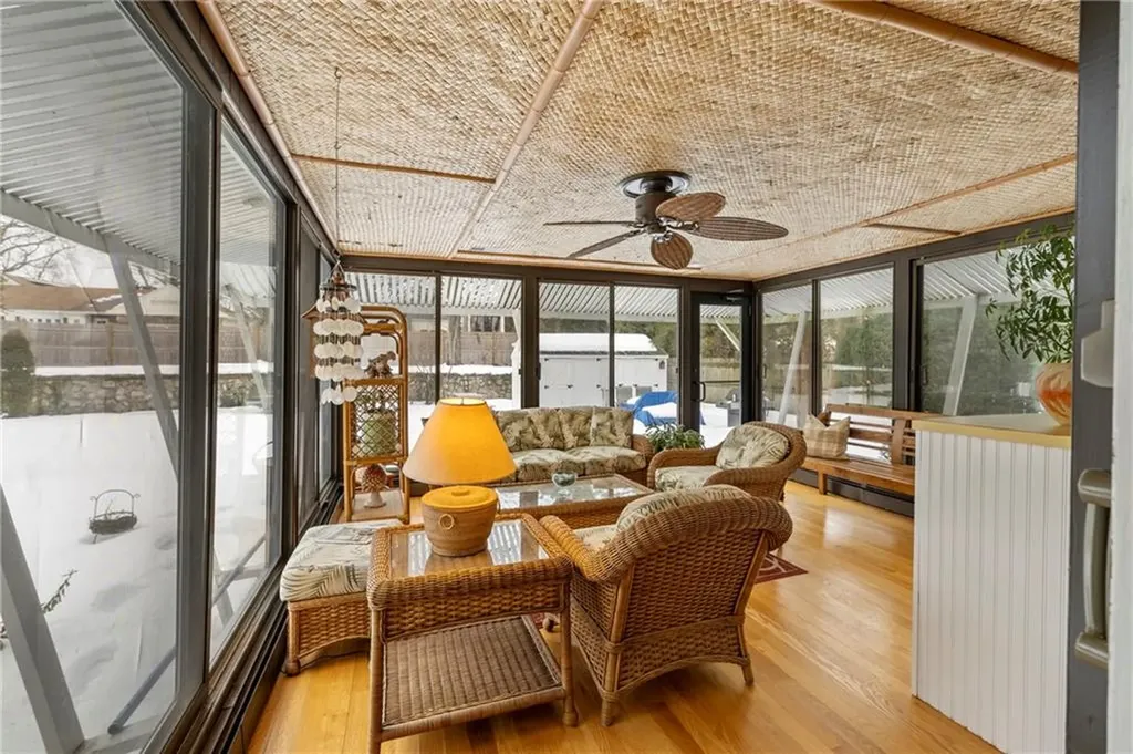 214 Meshanticut Valley Parkway Cranston RI 02920