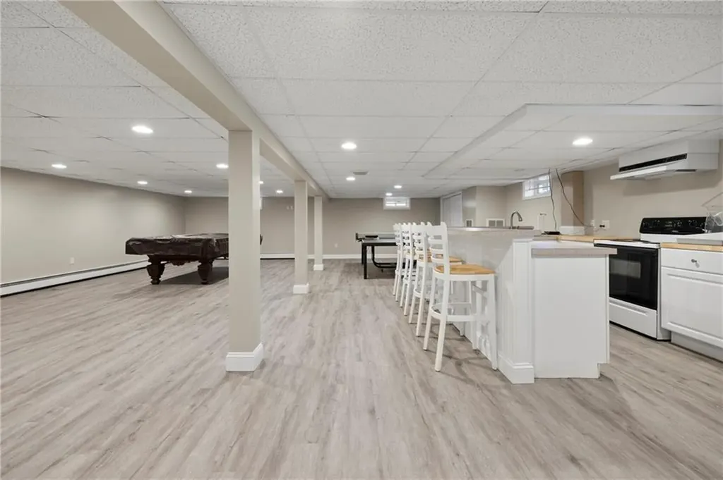 214 Meshanticut Valley Parkway Cranston RI 02920