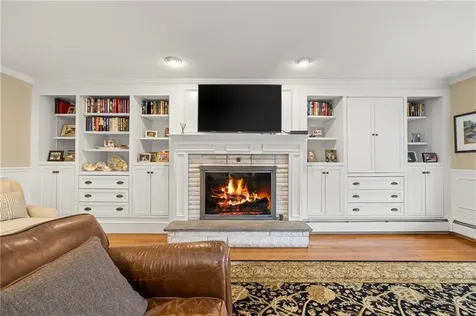 214 Meshanticut Valley Parkway Cranston RI 02920