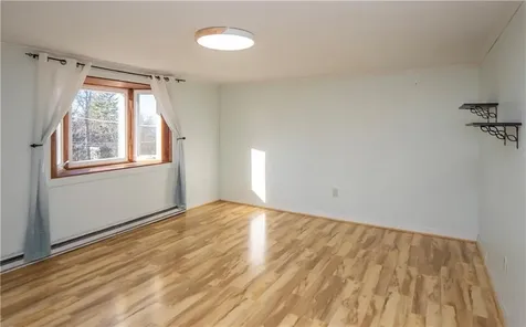 109 Haskins Avenue Tiverton RI 02878