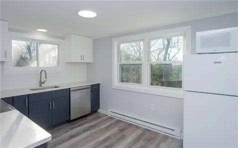 109 Haskins Avenue Tiverton RI 02878