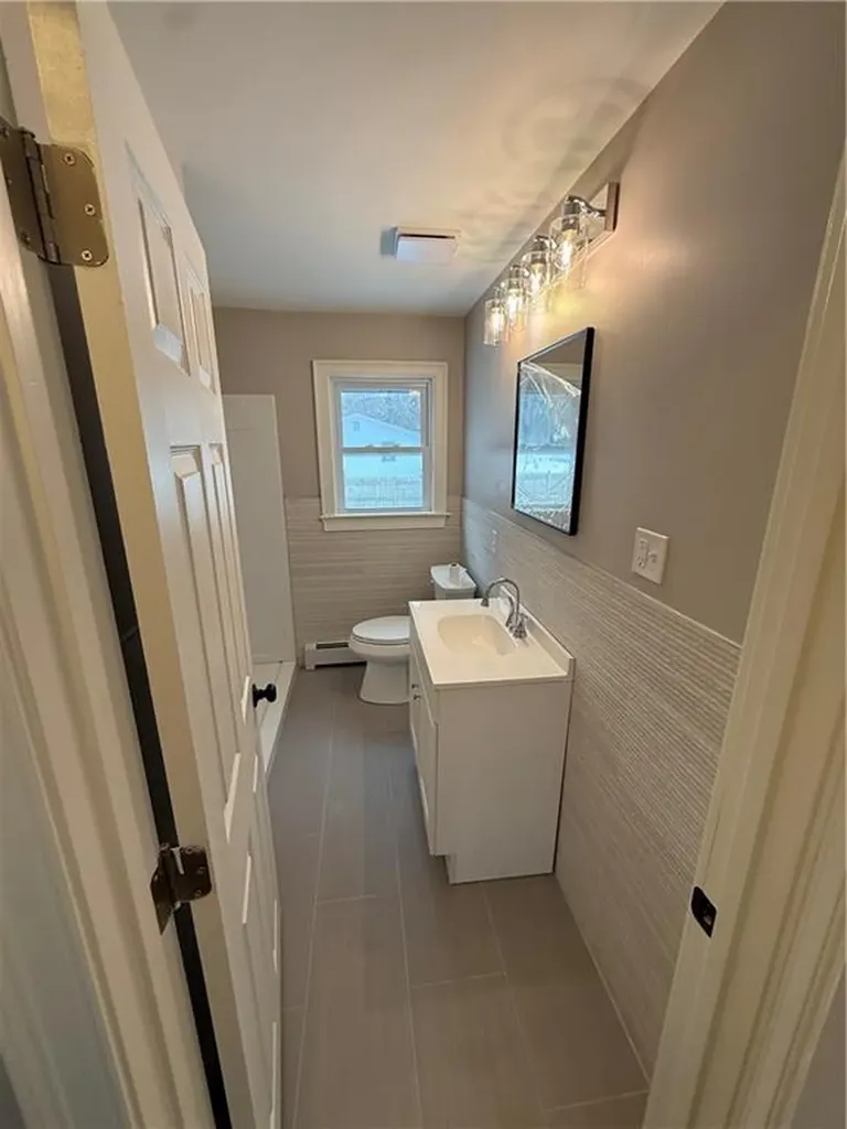 101 Farmland Road Warwick RI 02889