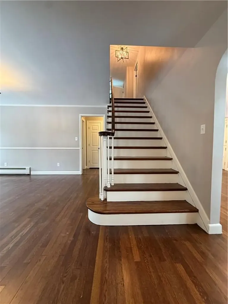 101 Farmland Road Warwick RI 02889