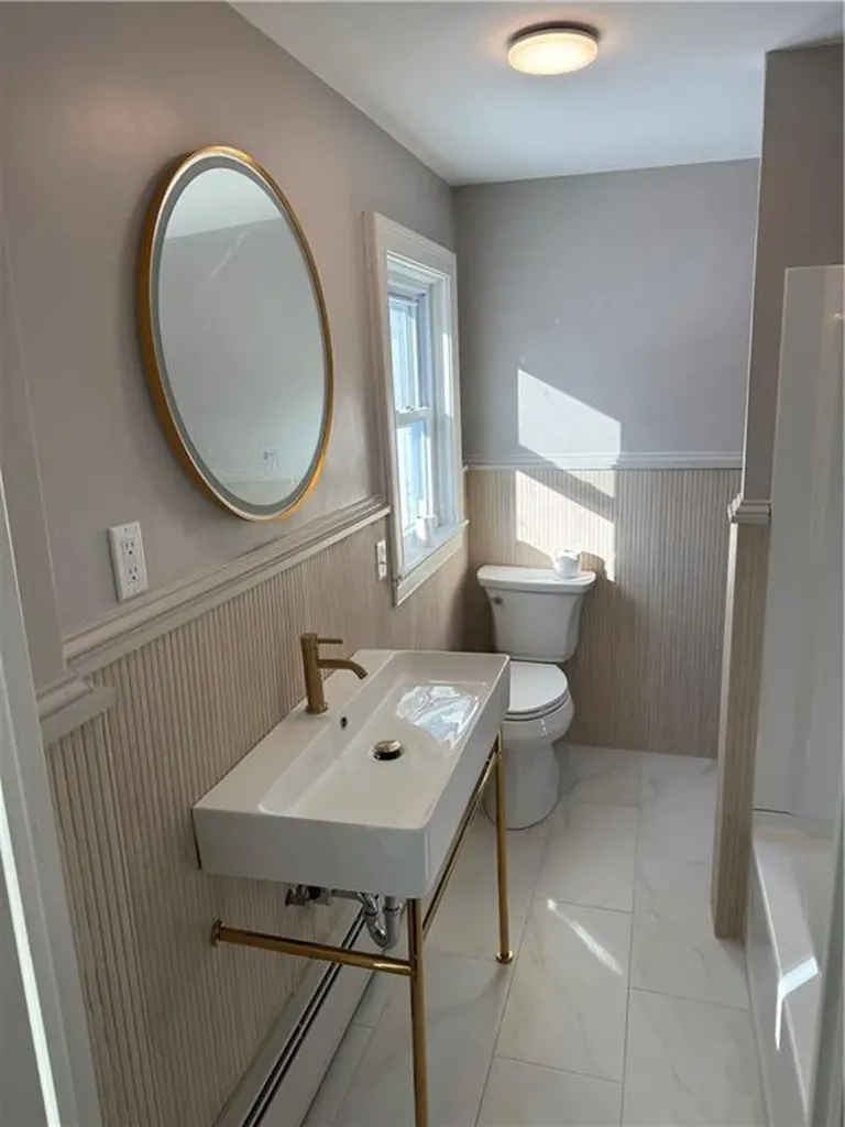 101 Farmland Road Warwick RI 02889