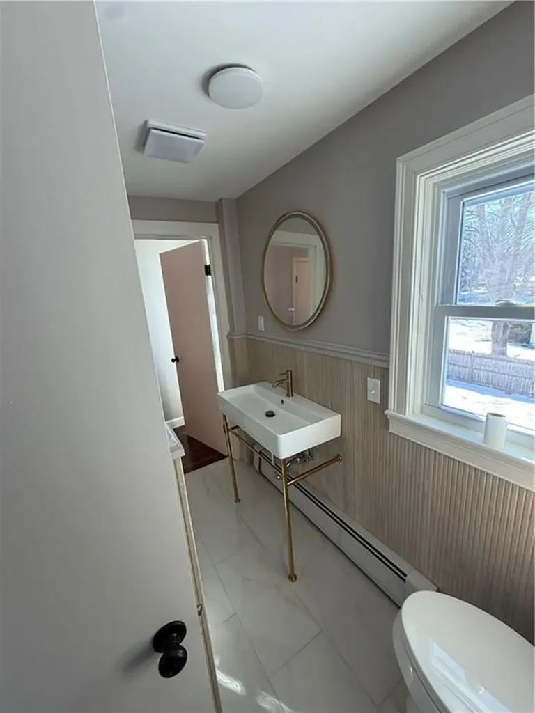 101 Farmland Road Warwick RI 02889