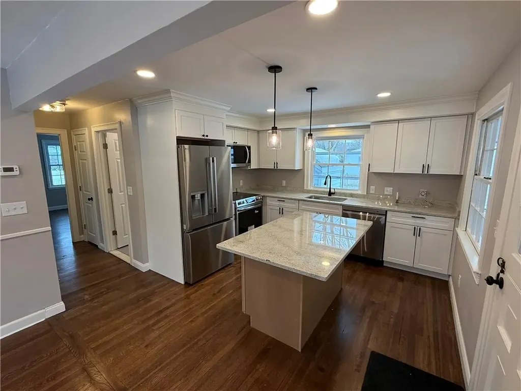 101 Farmland Road Warwick RI 02889