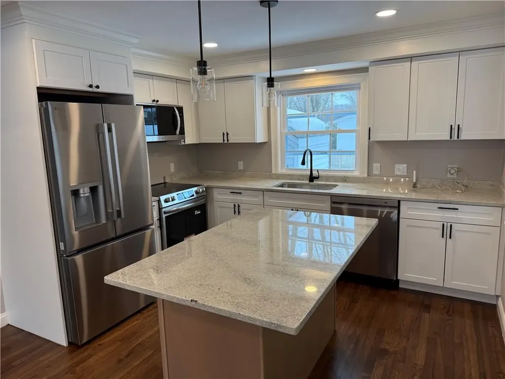 101 Farmland Road Warwick RI 02889