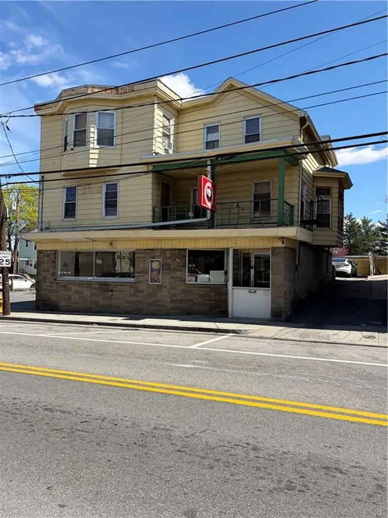 863 Broad Street Central Falls RI 02863