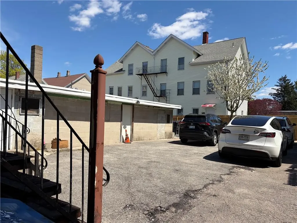 863 Broad Street Central Falls RI 02863