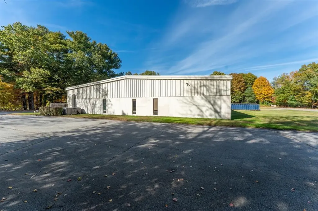24 Doring Drive Killingly CT 06239