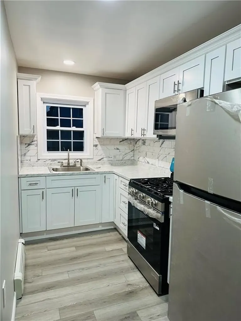 89 Columbine Avenue Pawtucket RI 02861