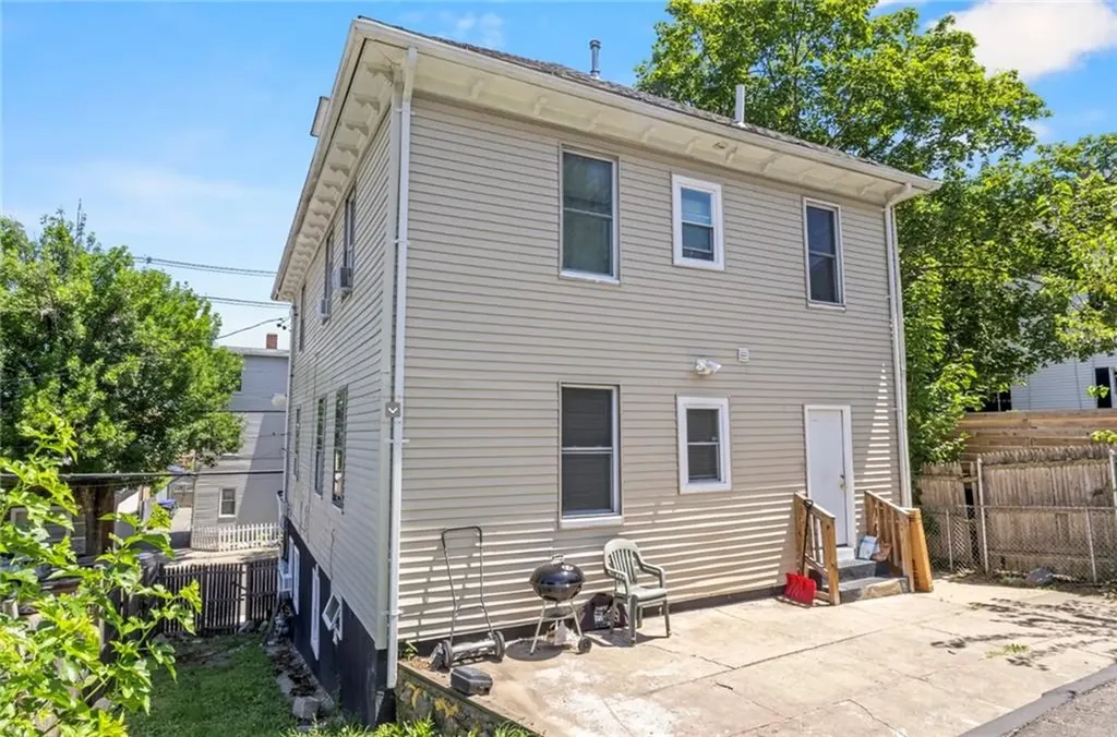 65 Veazie Street Providence RI 02908