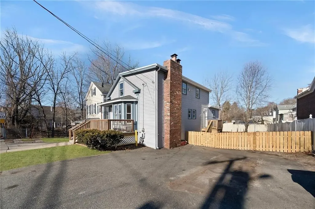 76 Main Street Blackstone MA 01504