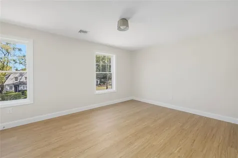 79 Pinehurst Avenue Warwick RI 02889