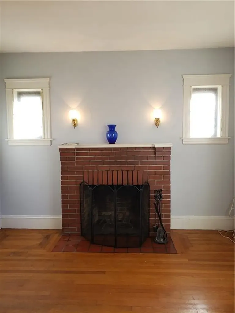 36 Monument Street Cranston RI 02910