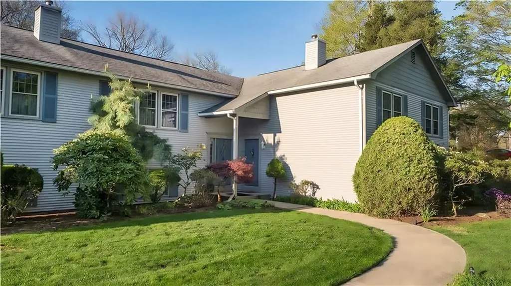 11 Elm Drive North Kingstown RI 02852