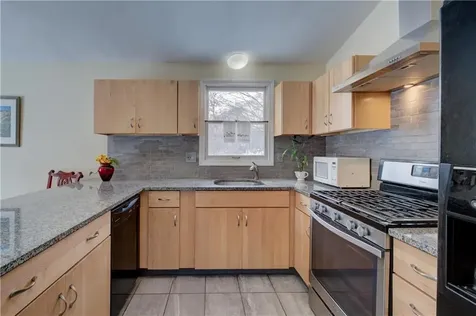 11 Elm Drive North Kingstown RI 02852
