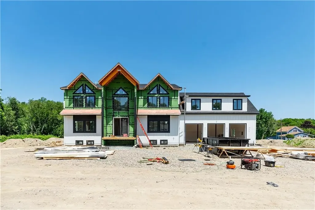 1495 Pippin Orchard Road Cranston RI 02921
