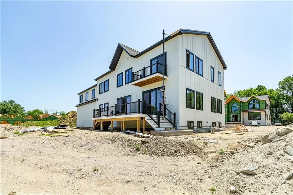 1495 Pippin Orchard Road Cranston RI 02921