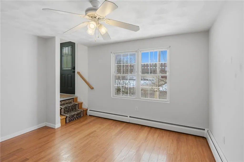 152 Brookside Avenue West Warwick RI 02893