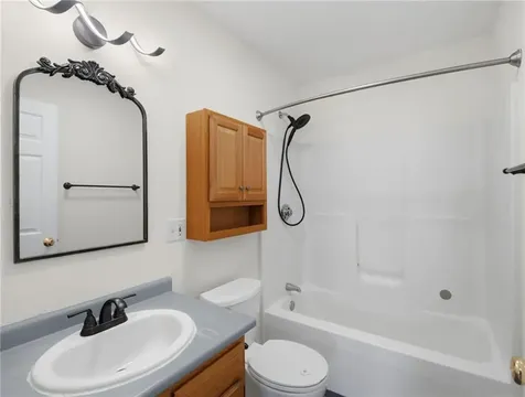 152 Brookside Avenue West Warwick RI 02893