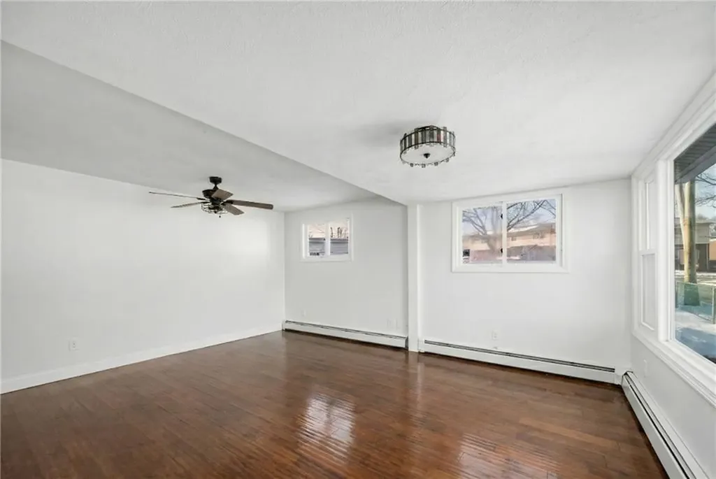 17 Ardway Avenue Warwick RI 02889