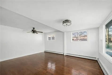 17 Ardway Avenue Warwick RI 02889