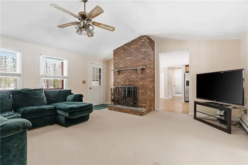 37 Anan Wade Road Glocester RI 02857