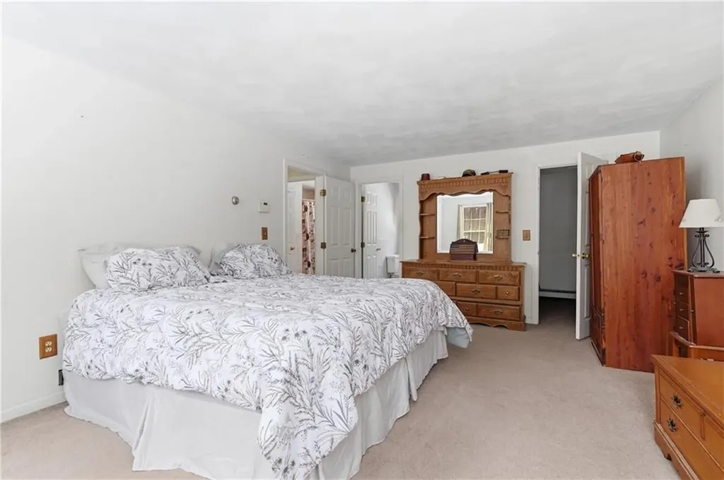 37 Anan Wade Road Glocester RI 02857