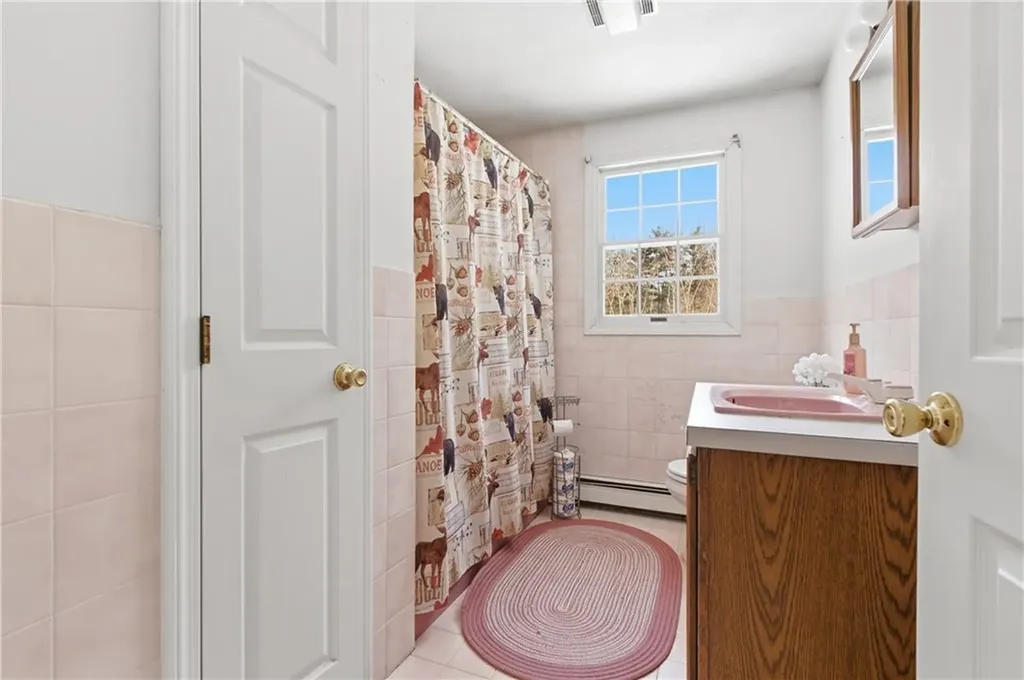 37 Anan Wade Road Glocester RI 02857