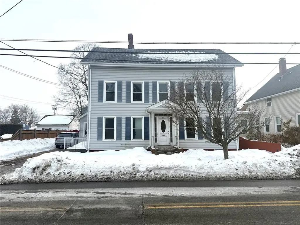 89 Armistice Boulevard Pawtucket RI 02860