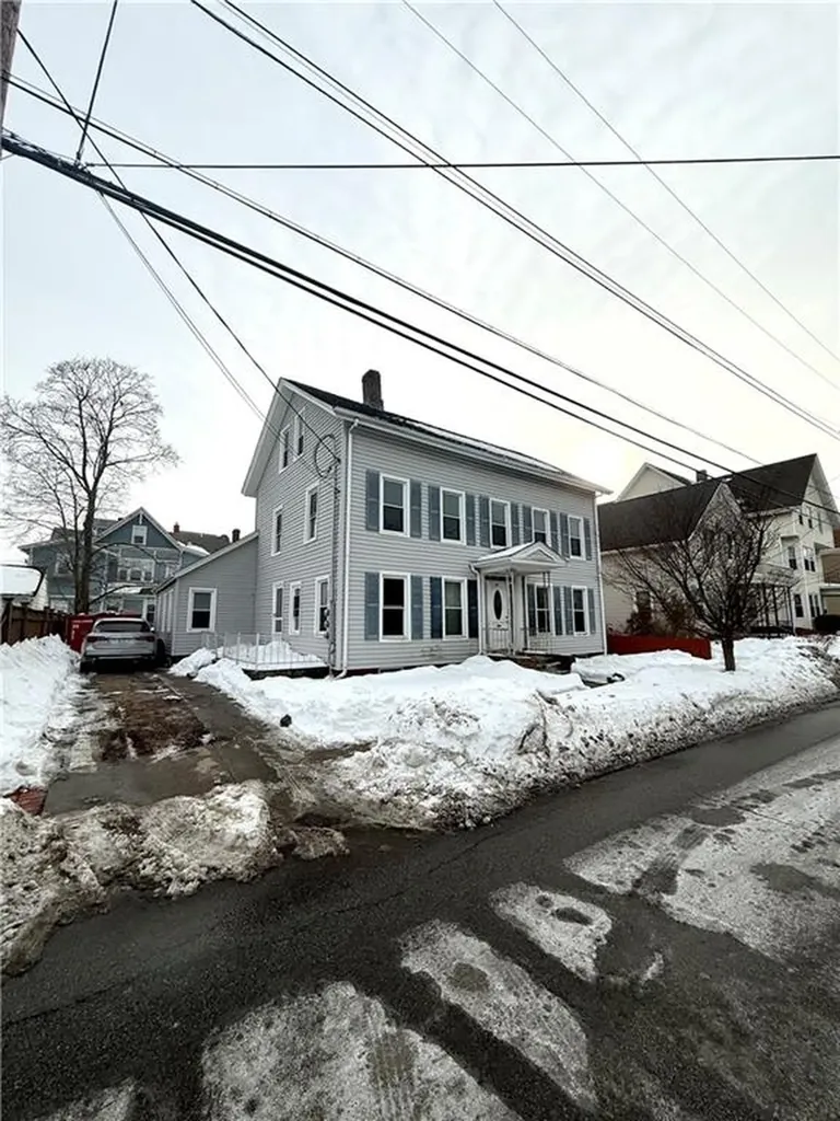 89 Armistice Boulevard Pawtucket RI 02860