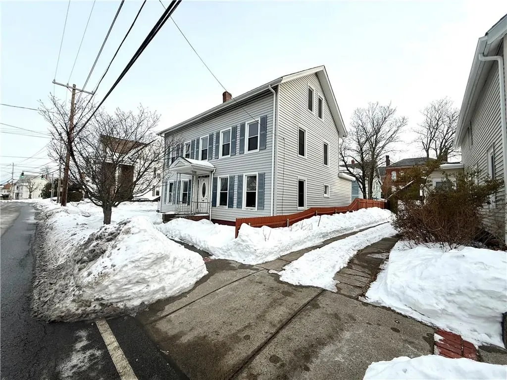 89 Armistice Boulevard Pawtucket RI 02860