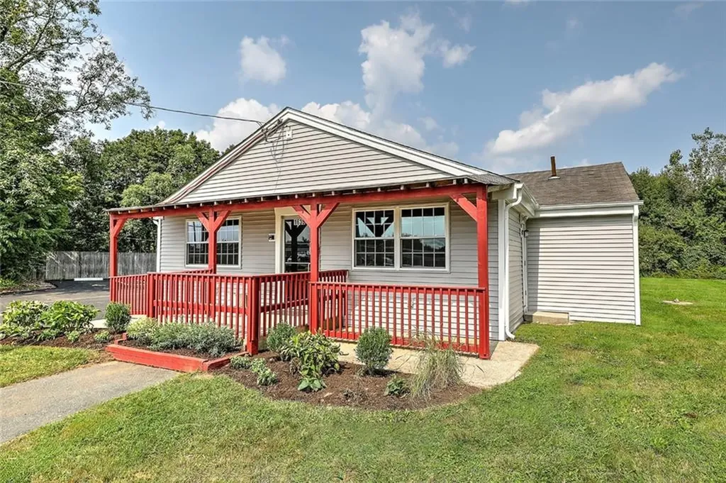 1635 Grand Army Of The Republic Highway Swansea MA 02777